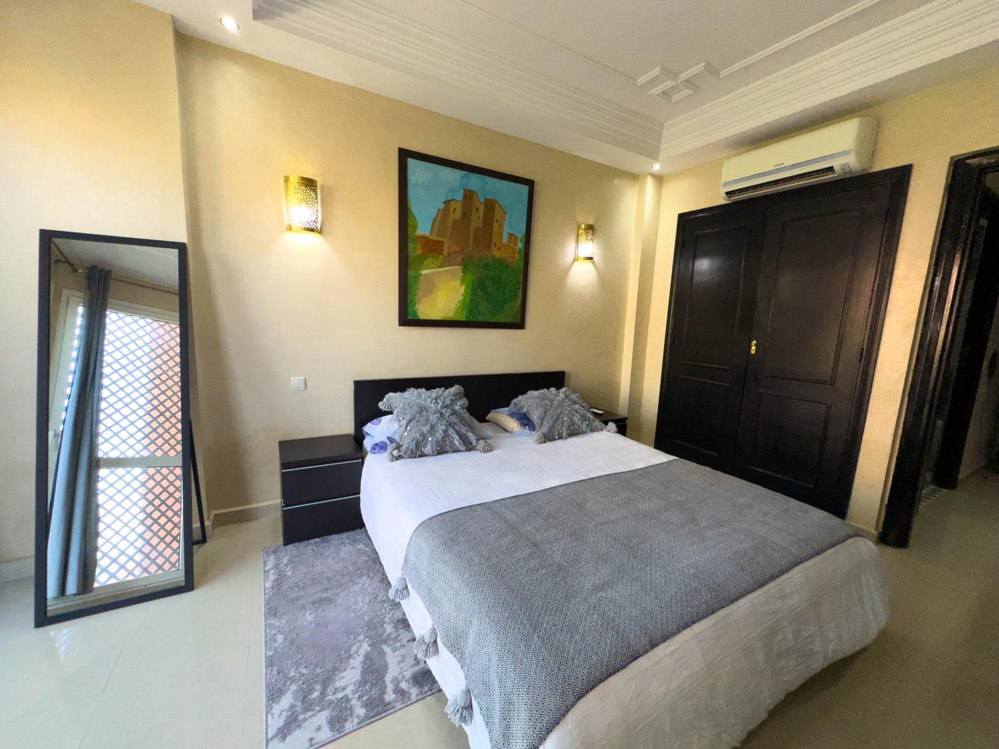 Appartement Rare ! Duplex Avec Vue Sur Les Toits De Marrakech